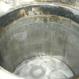 Zylinder beschädigt durch Silizium aus ungefiltertem Deponiegas.